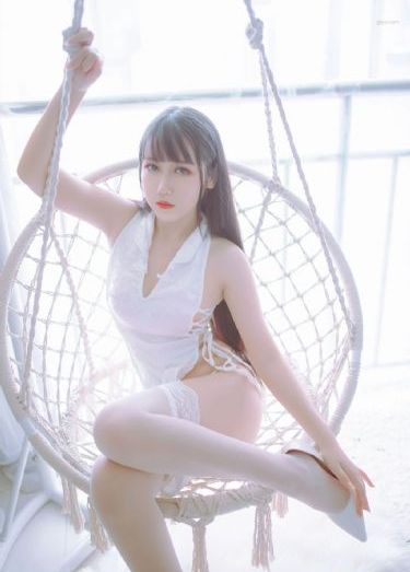 含著她的花蒂咬到高潮_BD英語免費觀看超清