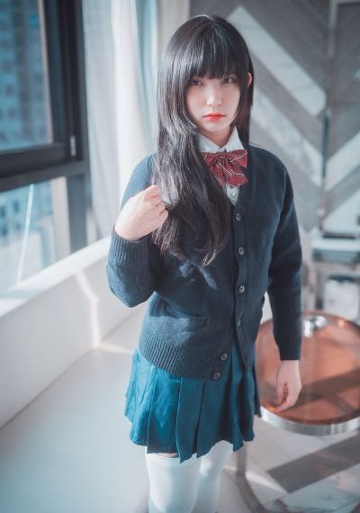 成人國產亂碼久久久久_超清免費在線播放