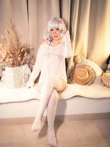 美女極品粉嫩美鮑20p_DVD電影免費在線
