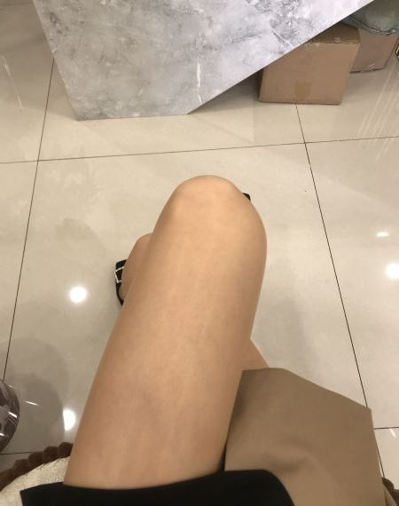 擠公交頂臀摩擦美女不吱聲_迅雷在線觀看