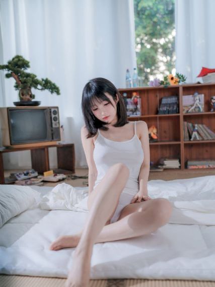 H全肉小黃文騷話_HD高清在線觀看