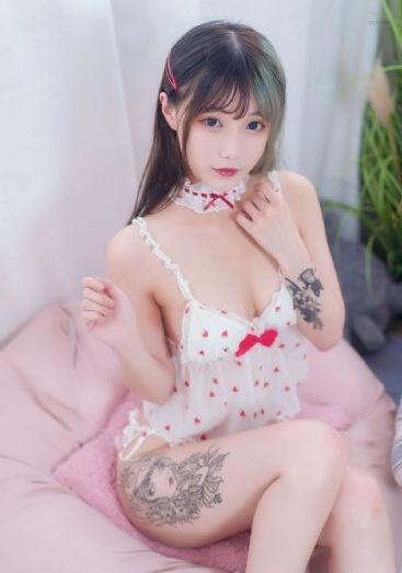 三小時情色合集_藍光電影全集觀看