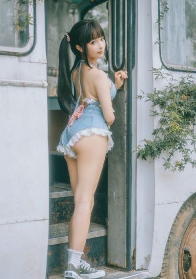 婷婷就去干_超清超清免費觀看