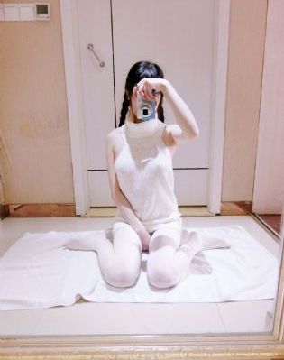 女人讓摸小秘視頻_BD國語全集免費觀看